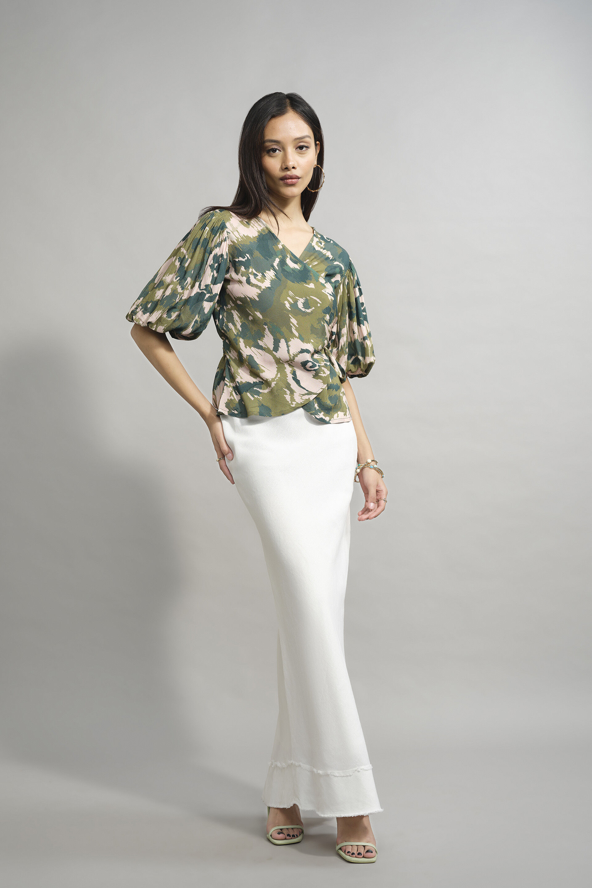 Maren Top, Olive, image 2